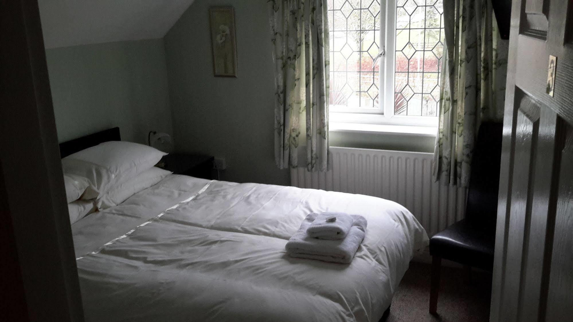 The School House Bed and Breakfast Warrington  Eksteriør billede